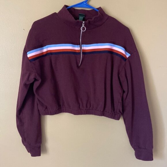 Womens crop burgundy sweatshirt - Picture 1 of 3